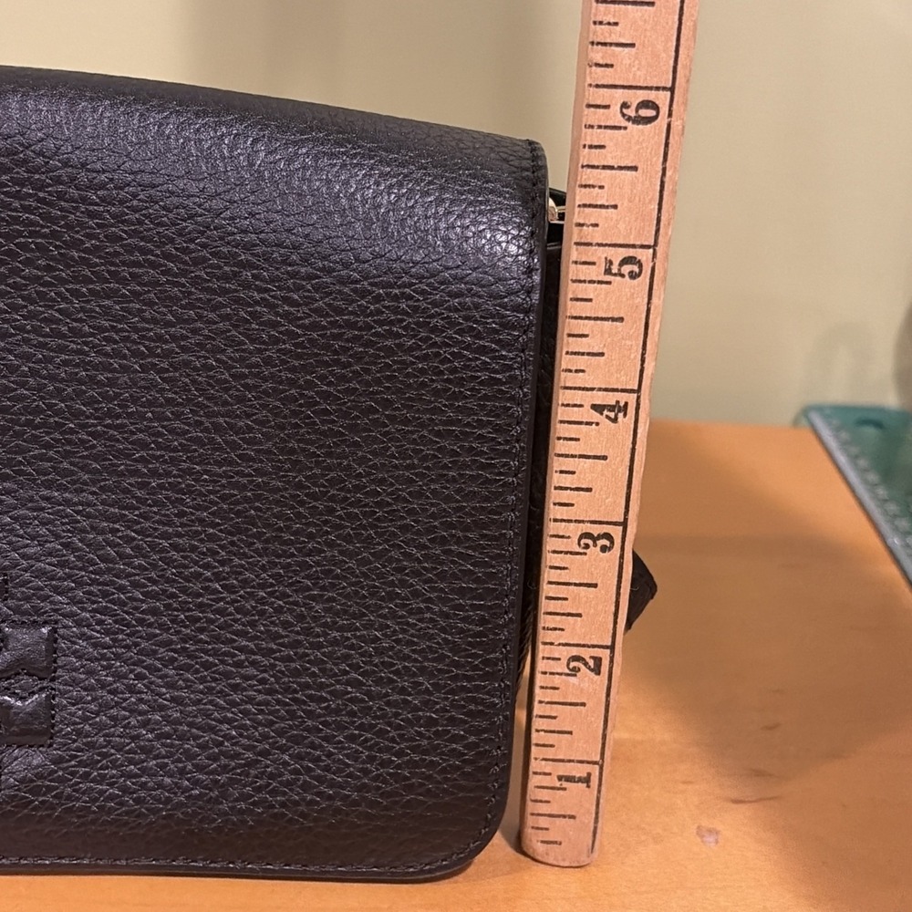 Tory Burch Thea Pebbled Leather Flap Crossbody Black EUC Quiet Luxury - Picture 6 of 8